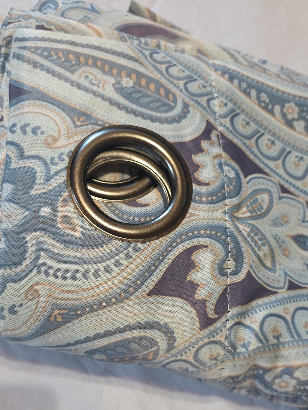 Valencia NEW Pair Blackout Curtain Panels Grommets Paisley Blue Beige 100x84 - Picture 4 of 7